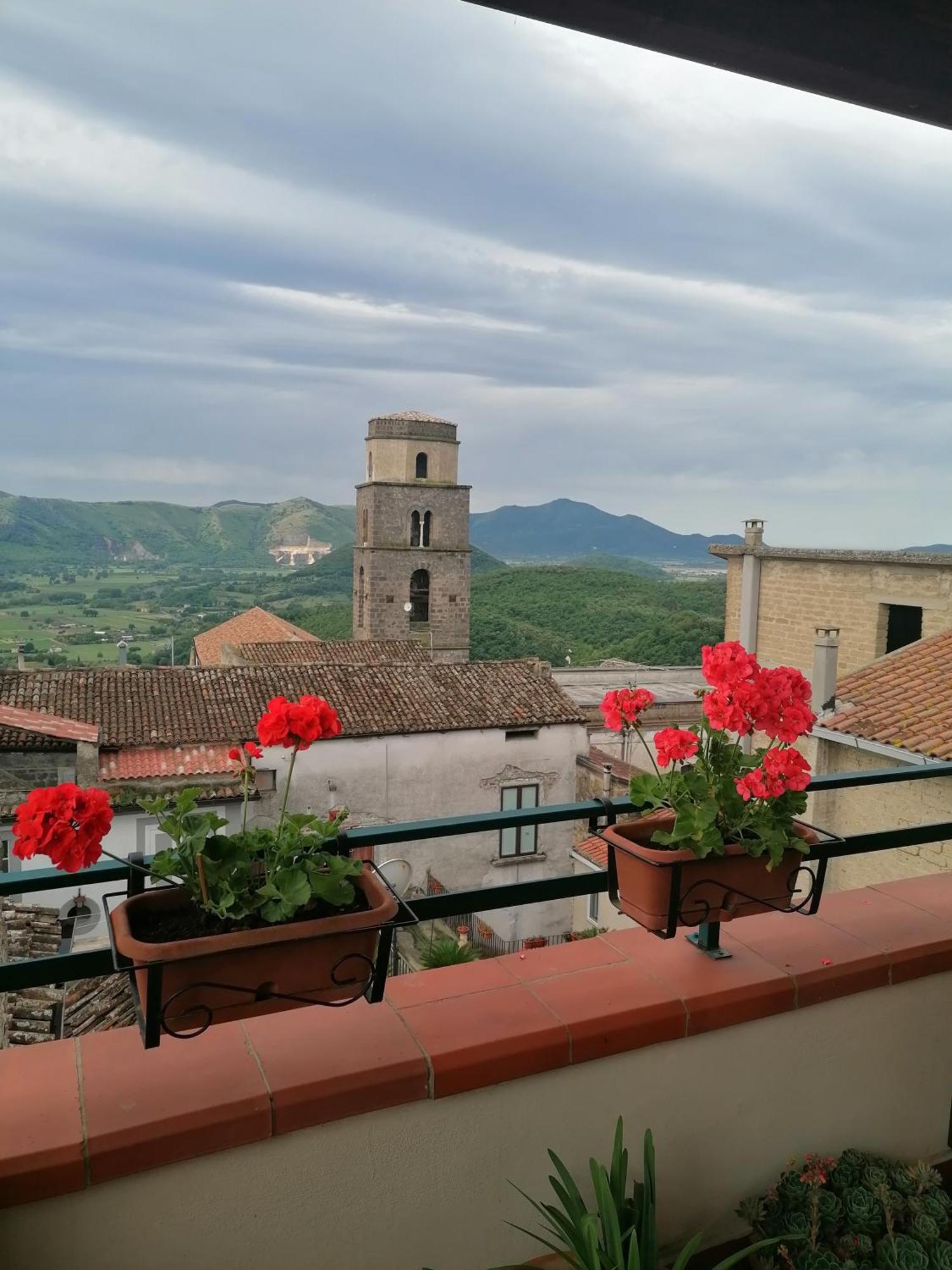 La Casa Di Astrea Bed and Breakfast Caiazzo Δωμάτιο φωτογραφία